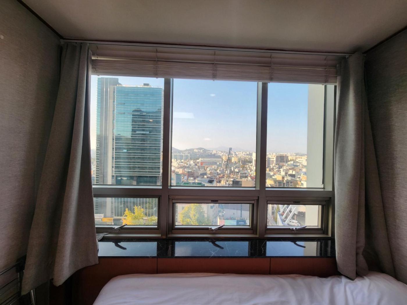 Gangnam Sky Apartment *